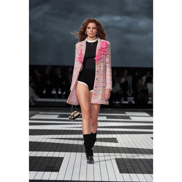 Chanel 24C Black White Crystal CC Logo Neoprene Stretch Jersey Top T Shirt 38 - Picture 3 of 16